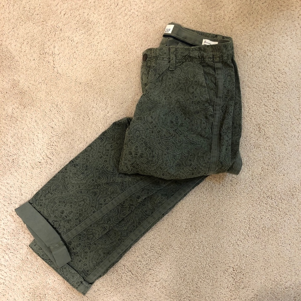 *SOLD* - Gap Patterned Chinos, Size 6